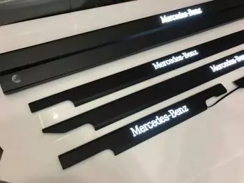 MERCEDES-BENZ W463 EDELSTAHL BLACK MATT LED EINSTIEGSLEISTEN SET